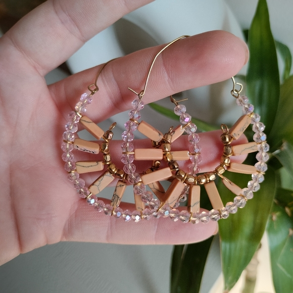 S/S23 Delicate Boho Earrings - Picture 3 of 14